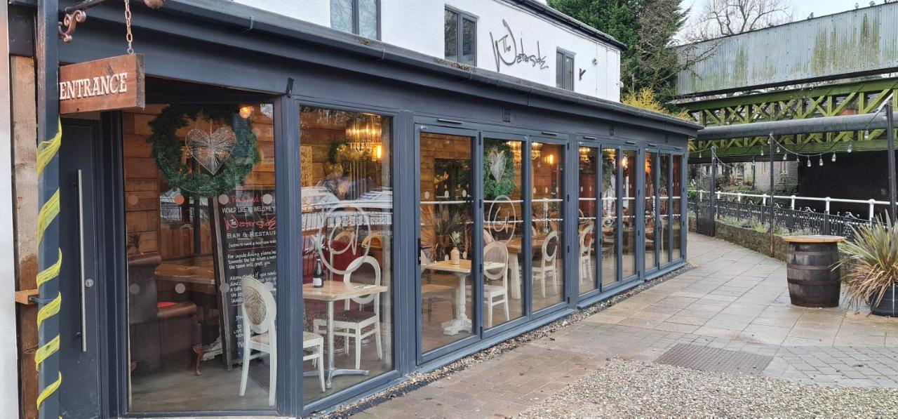 The Waterside Bar, Rooms & Restaurant Swinton  Exterior foto